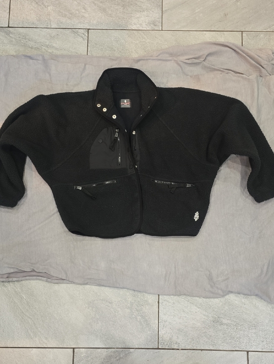 FP Movement by Free People Sweaters - FP Movement by Free People Black Sherpa Puffer Jacket( One missing Snap)